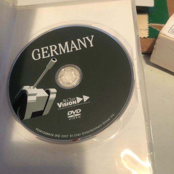 World War II DVD Collection - Picture 5 of 14